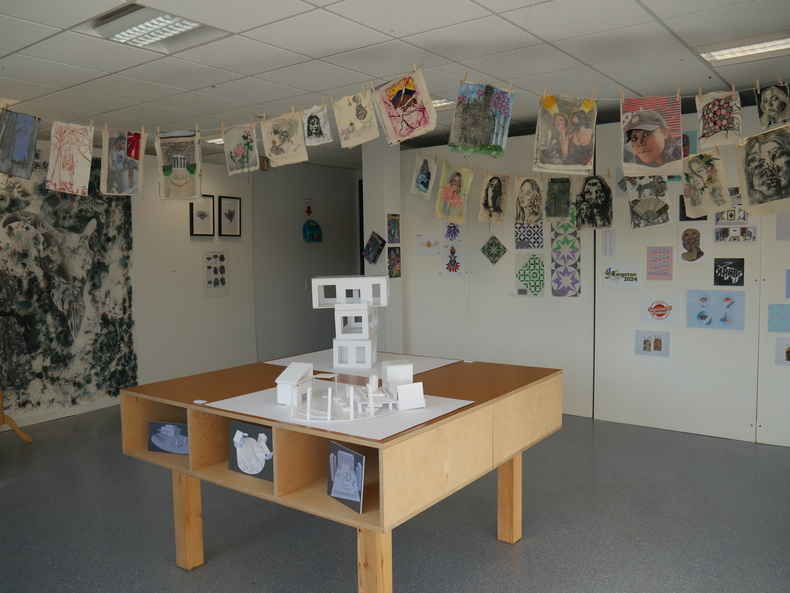 visual-arts(898101)