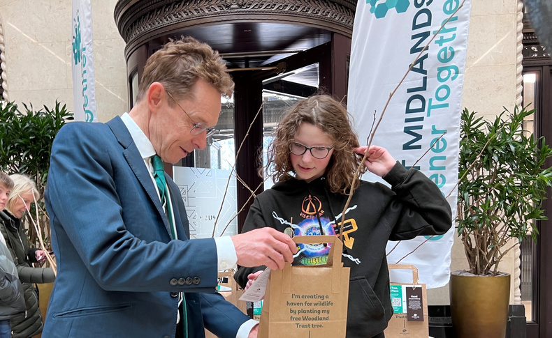 andy-street-tree-planting(896403)