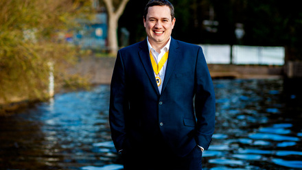 philheadshot-46(895533)