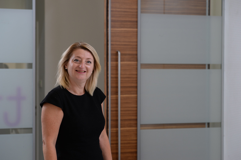 jayne-hussey-hob-mills-reeve(899147)