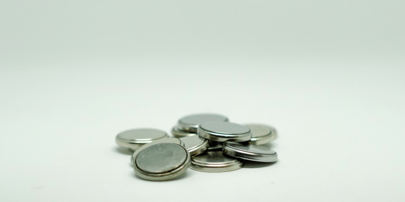 Button battery.jpg