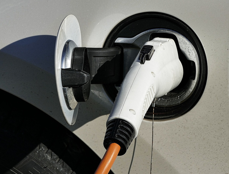 electric-car-2862381_1280.jpg
