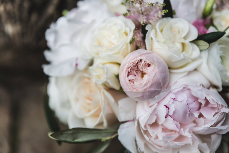 Pink+and+cream+peony+and+rose+wedding+bouquet.jpg