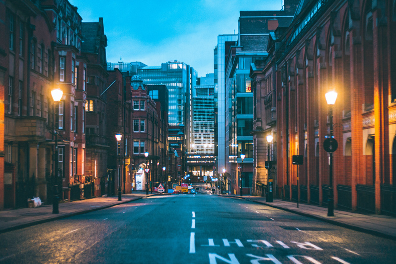 tom-w-zwdkxqzu0ko-unsplash(894268)