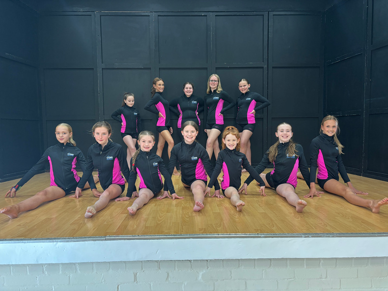 LichTam-CASS-acrobatics-squad.jpeg