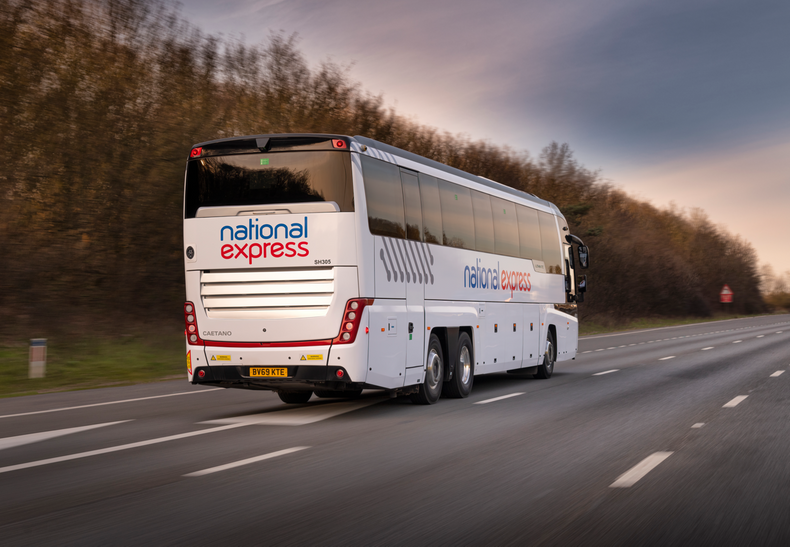 national-express-coach(899208)