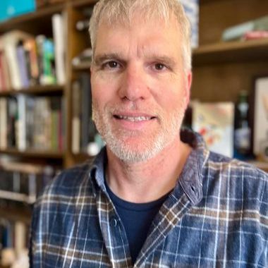 Dr Steve  Hewitt