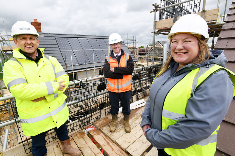 paul-breen-and-mark-tipping-from-living-space-housing-with-alison-laing-from-hightown-lr(891927)