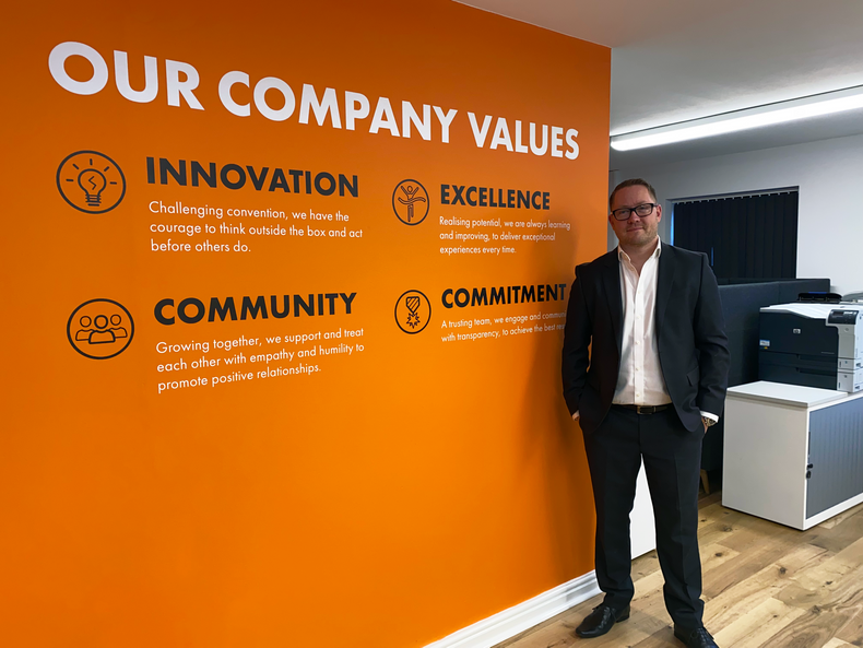 simon-mcalpine-air-it-staffordshire-office(895799)