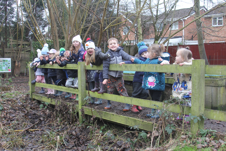 two-gates-primary-school(895927)