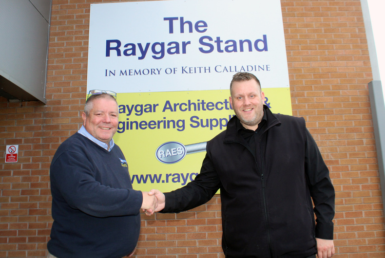 raygar-sponsorship-football-advertising-boards-at-the-pirelli-stadium-hardy-signs-2(893574)
