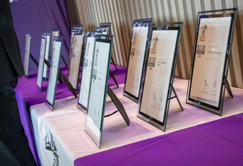 ministry-of-defence-awards(898518)