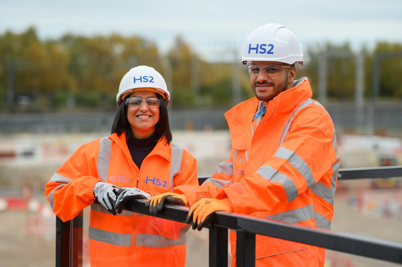 mp-visit-to-hs2-curzon-street-site(895151)