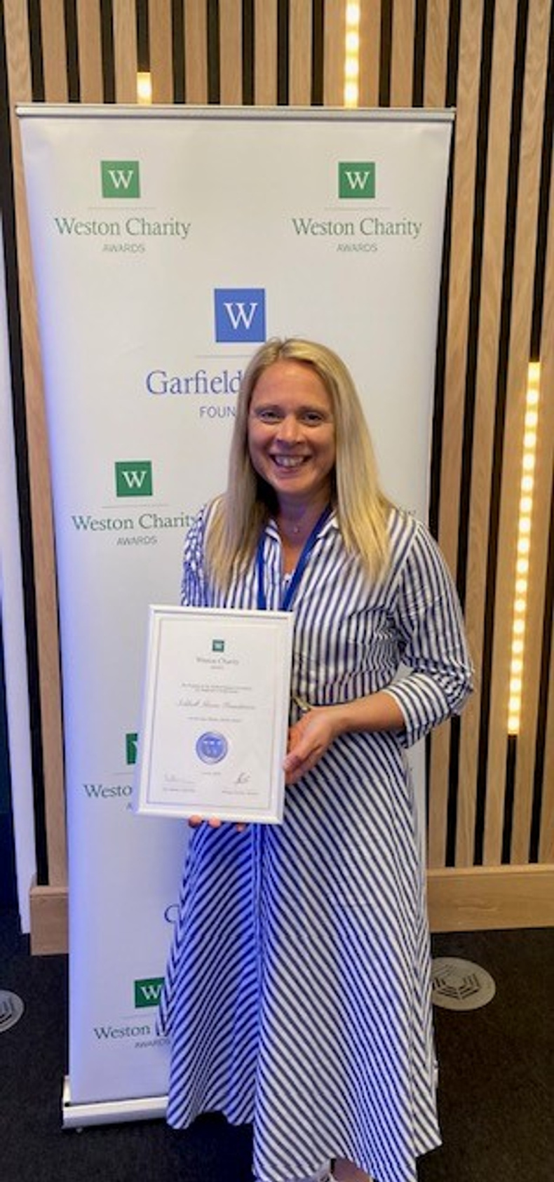 western-chairty-award(903389)