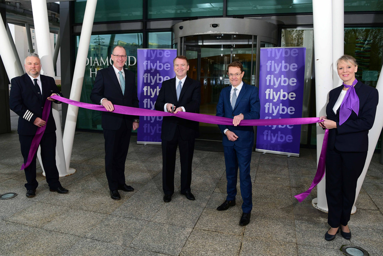 1-mark-firth-flybe-nick-barton-birmingham-airport-david-pfilger-ceo-of-flybe-andy-street-mayor-of-west-midlands-and-c(894768)