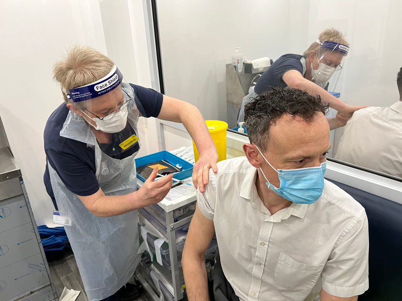 jlr_vaccination-centre-2(895468)