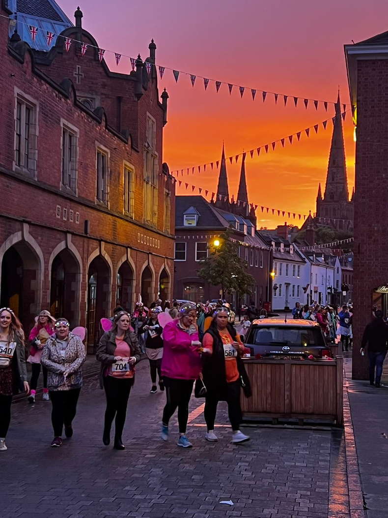 st-giles-walkers(898178)