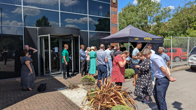ess-office-launch(898355)