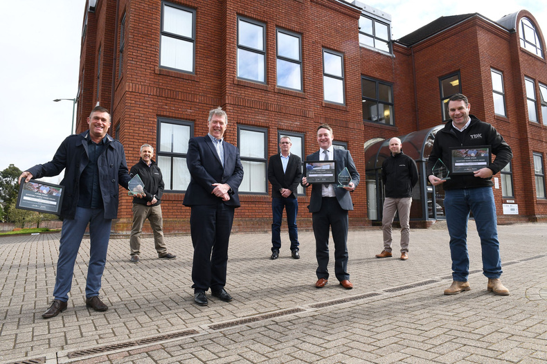 paul-dawkes-paul-breen-steve-davies-matthew-cross-ross-hingley-shane-robinson-declan-keane-lr(890794)