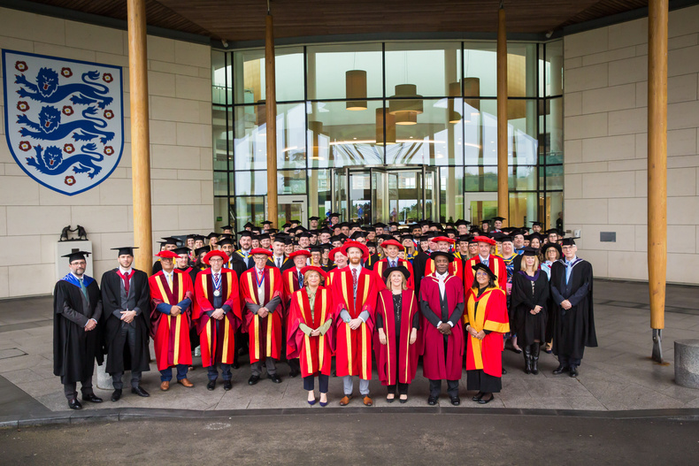 group-shot-he-graduation-22(899892)