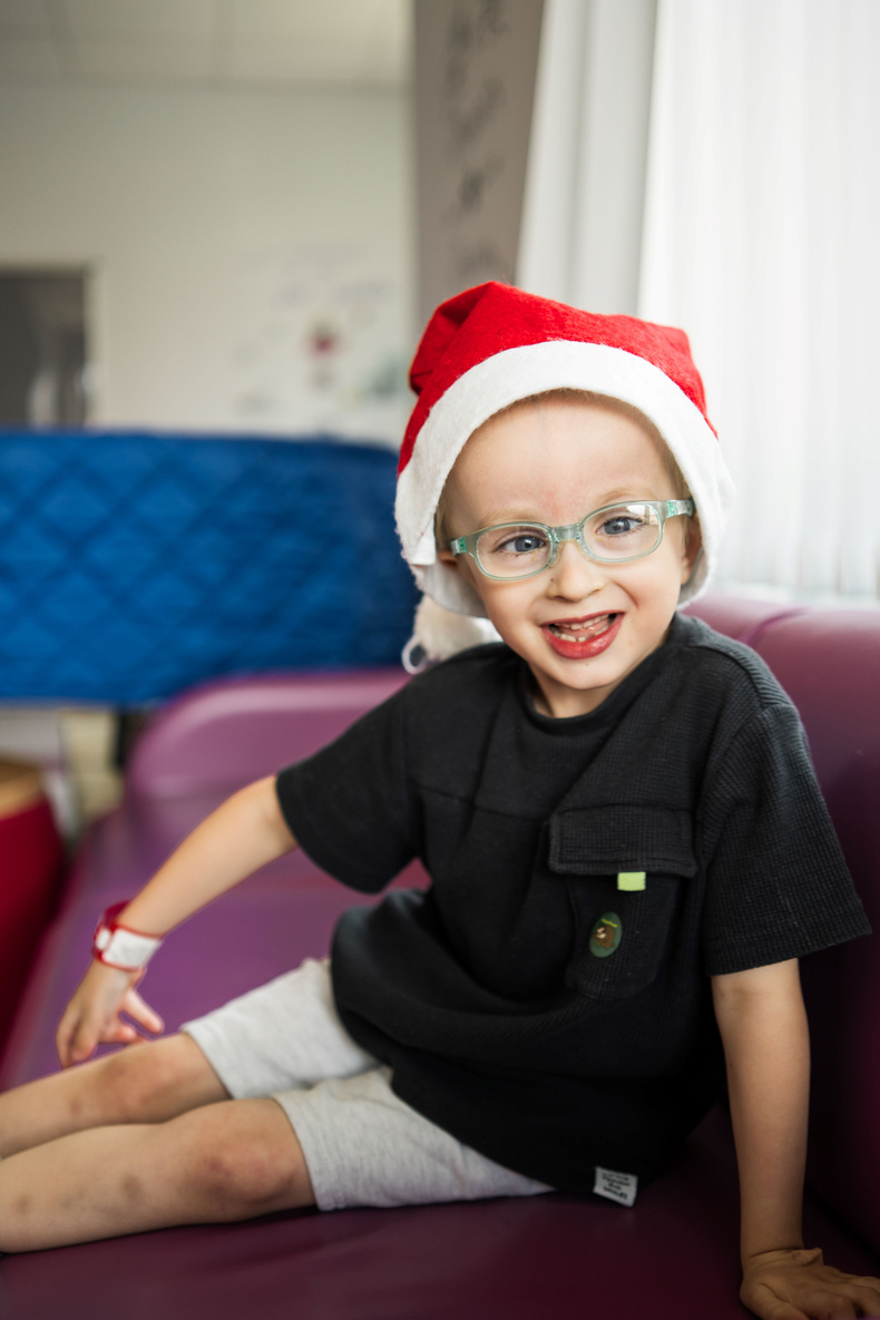 Support sick kids at BCH this Xmas.jpg