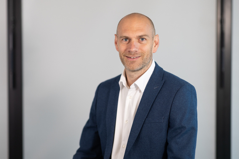 Jonathan Roberts.jpg 1