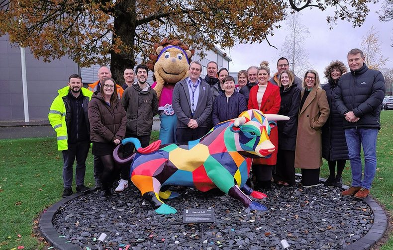 Rolls-royce sculpture.jpg