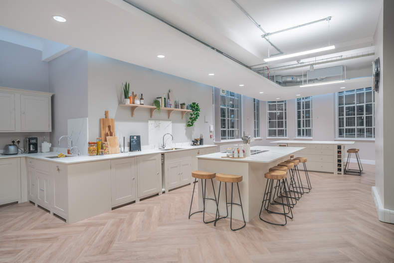 liquid-pr-kitchen-studio(896699)
