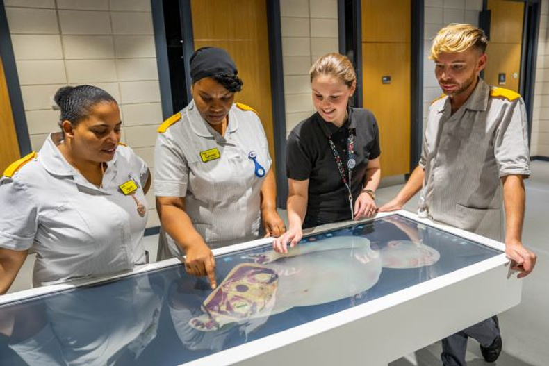 nursing-students-ucb(901863)