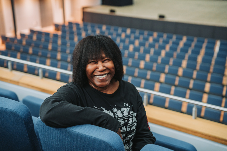 Joan Armatrading TH - Ibi Keita-5.jpg