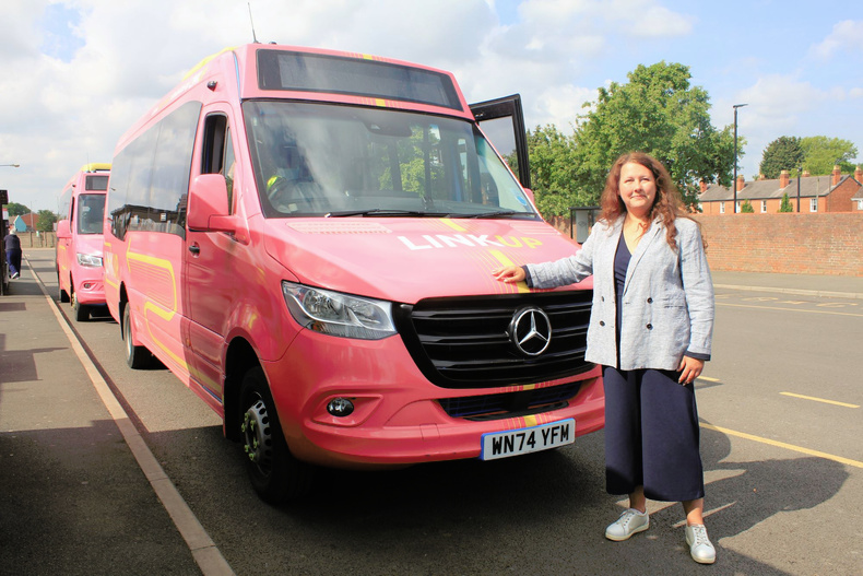 lichfield-link-up-bus.JPG