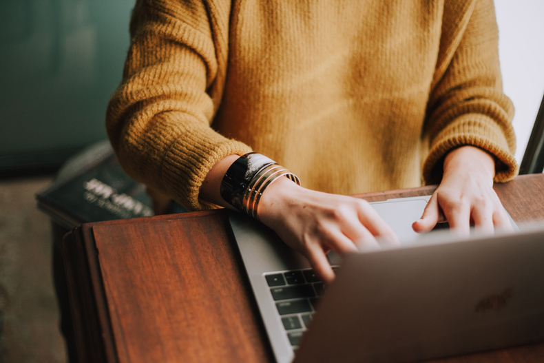 christin-hume-hcfwew744z4-unsplash(897993)