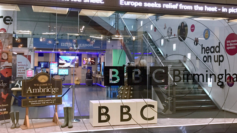 bbc-tours-mailbox(890312)