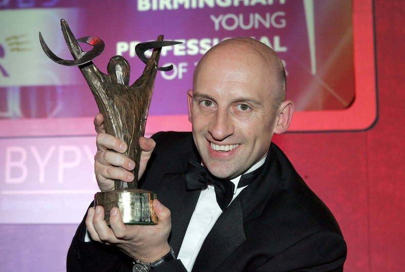 2001 - Gary Taylor.jpg