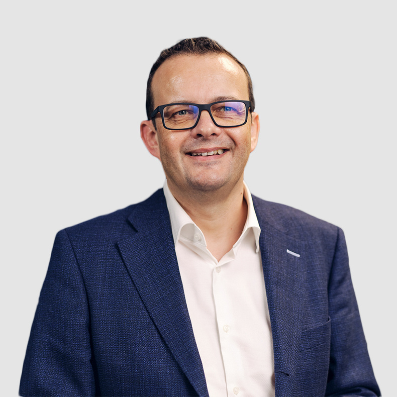 ian-west-kpmg(903285)