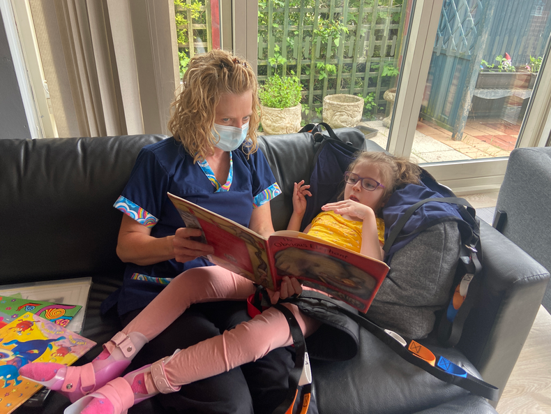 aimee-at-our-black-country-hospice(895839)