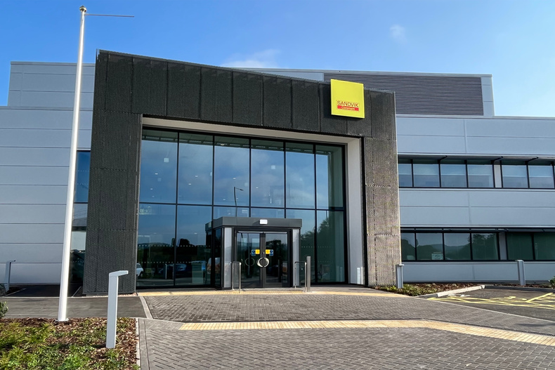 stoford-sandvik-coromant-entrance-0922-002(899585)