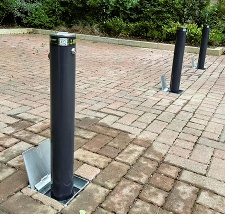 bollard.jpg
