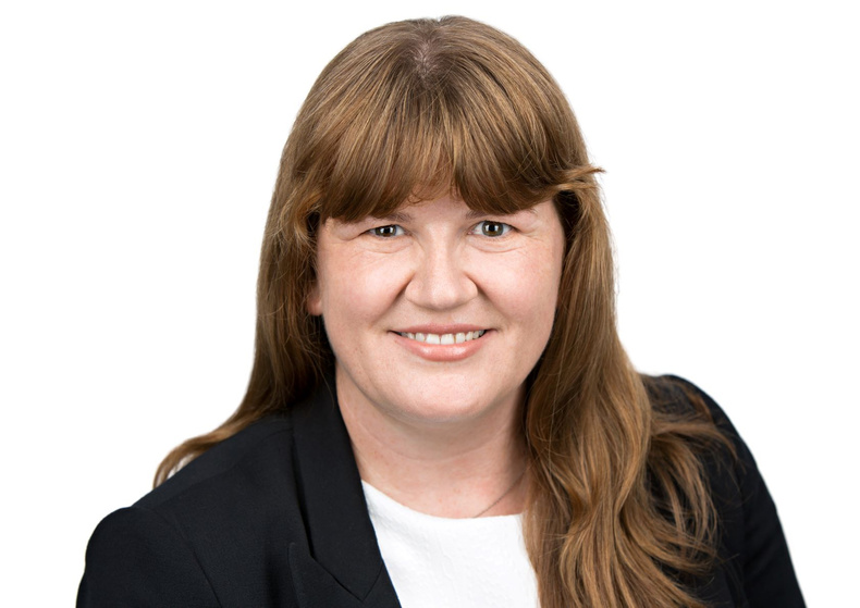 Lindsay Felstead.jpg 1