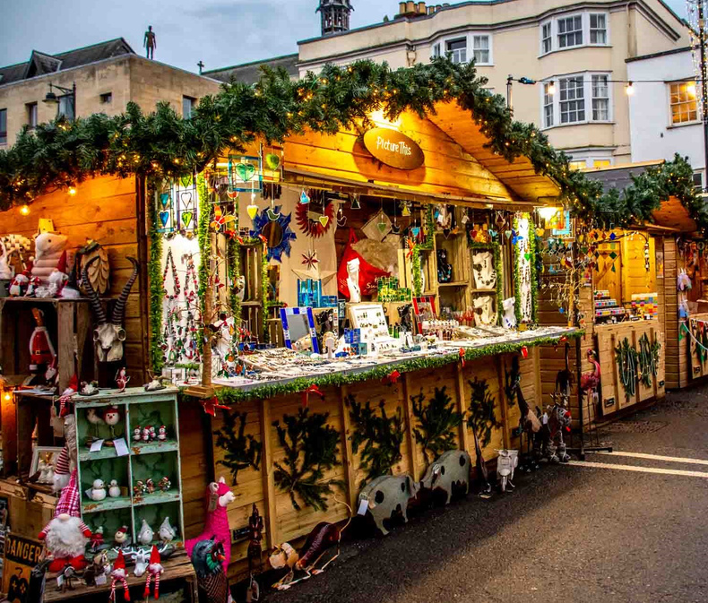 Chalets market-England.jpg 1