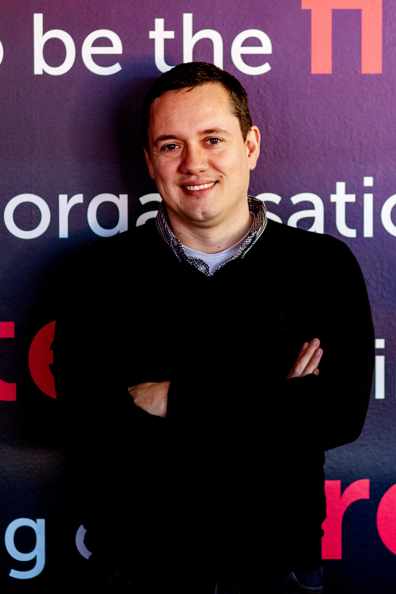 philheadshot-2(890426)