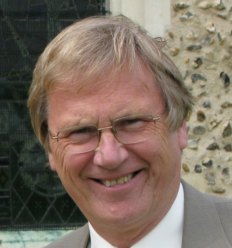 Councillor Ian Courts.jpg