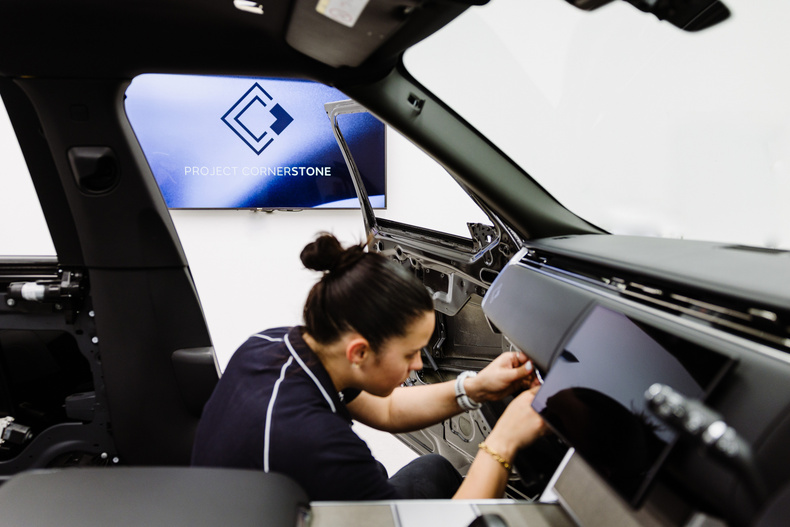 JLR-Cornerstone-14606 (1).jpg