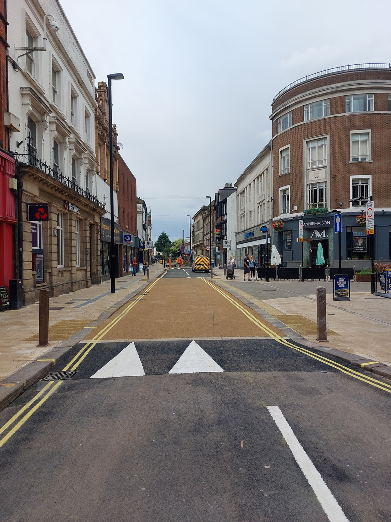 burton-high-street(892852)