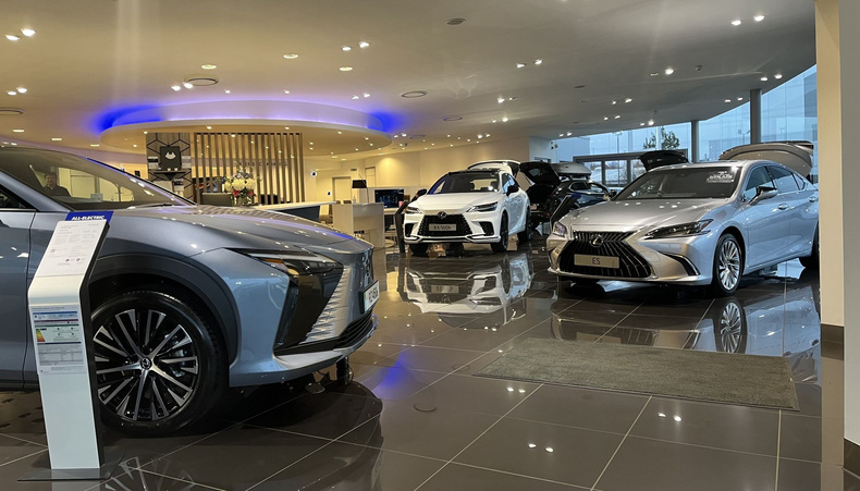 lexus birmingham.jpg