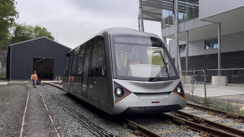 tfwm-very-light-rail(901206)