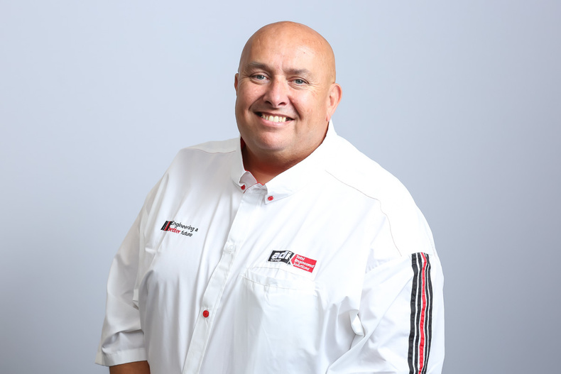 darren-lewis(904214)