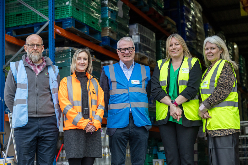 Fareshare mayor visit.jpg