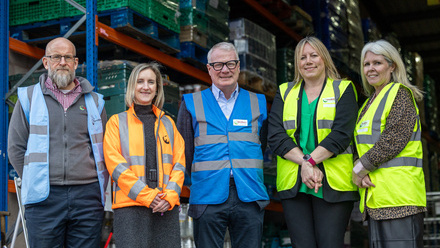Fareshare mayor visit.jpg