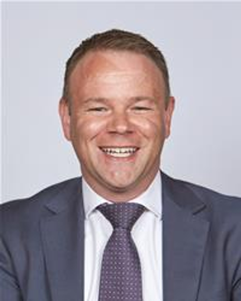 philip-white(894639)